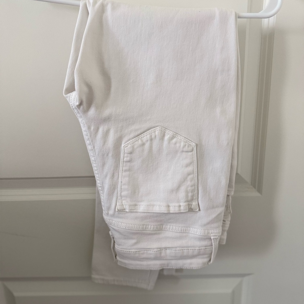 Old Navy Women's White Skinny Jeans